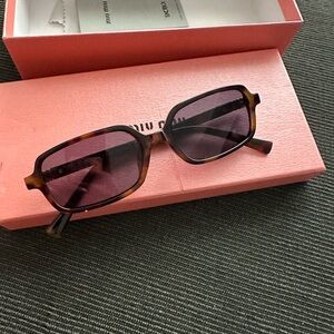 Tortoise Brown Sunglasses